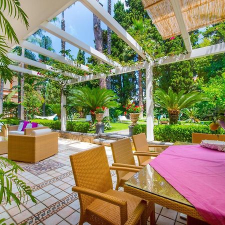 Sorrentovibes - Villa In Sorrento Center With Gardens And Outdoor Space Ngoại thất bức ảnh